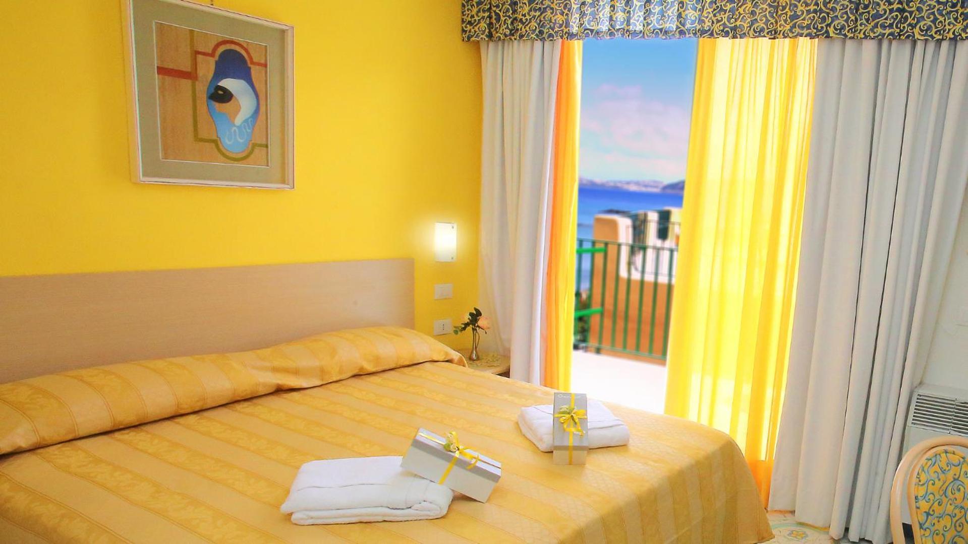 Hotel Solemare Beach & Beauty Spa Ischia Buitenkant foto