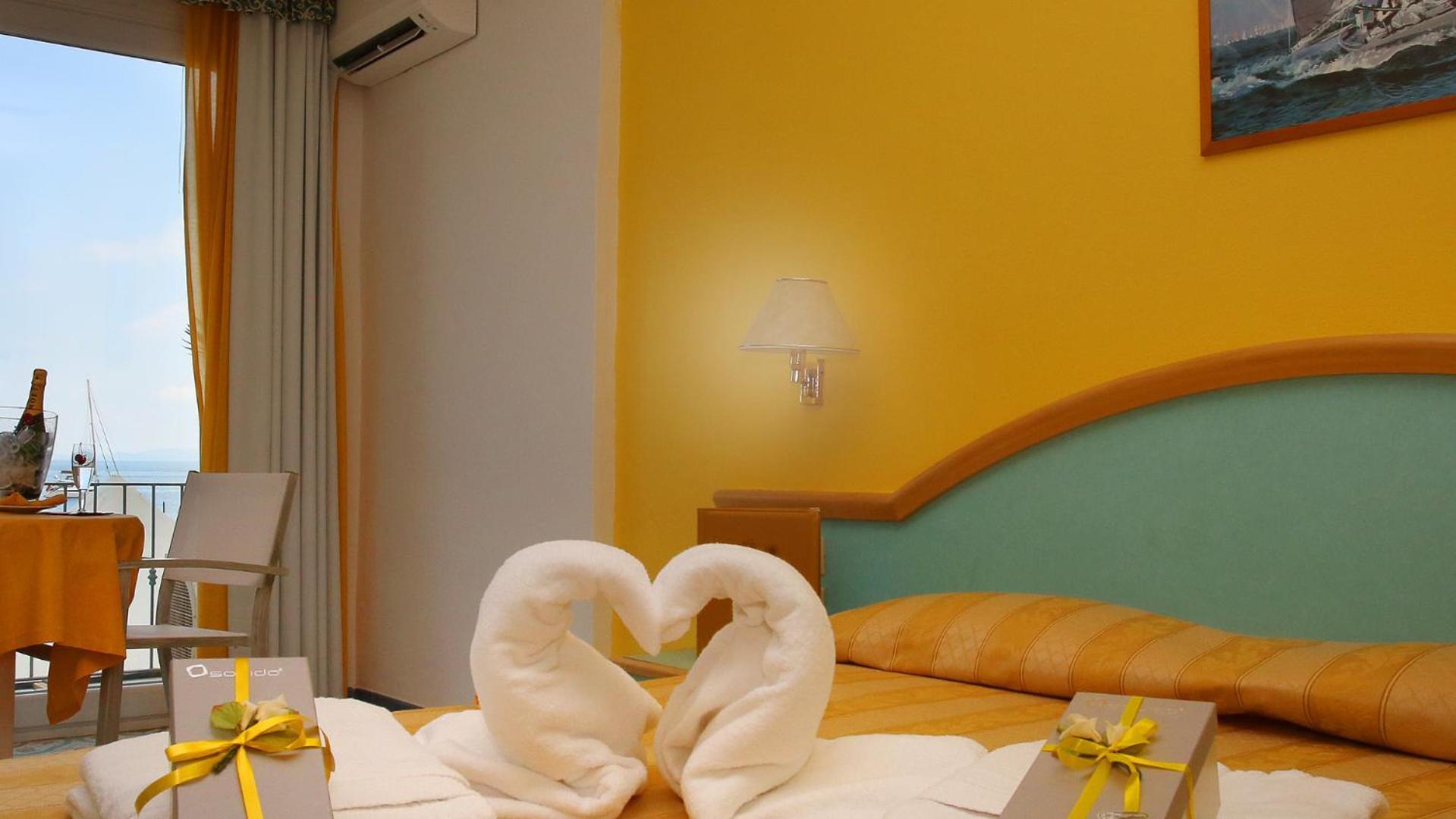 Hotel Solemare Beach & Beauty Spa Ischia Buitenkant foto