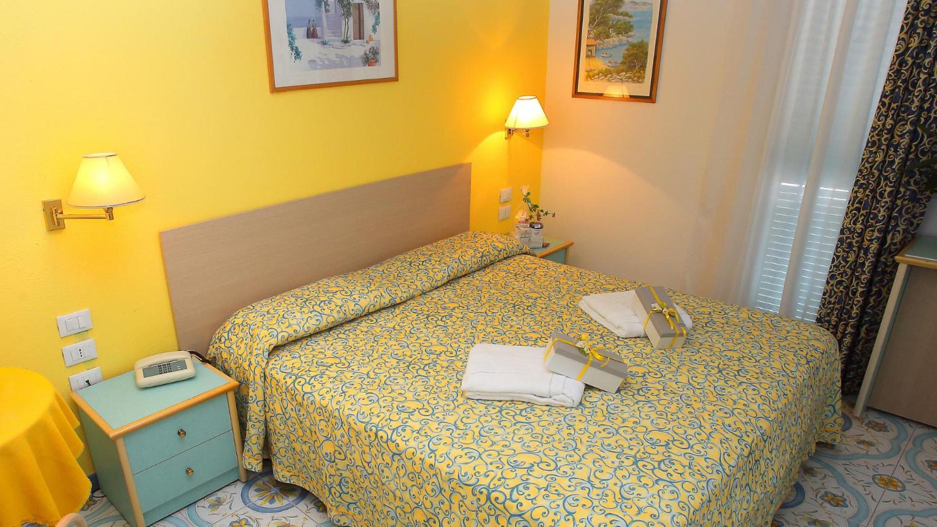 Hotel Solemare Beach & Beauty Spa Ischia Buitenkant foto
