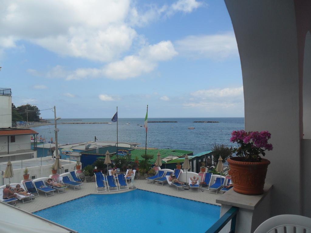 Hotel Solemare Beach & Beauty Spa Ischia Kamer foto