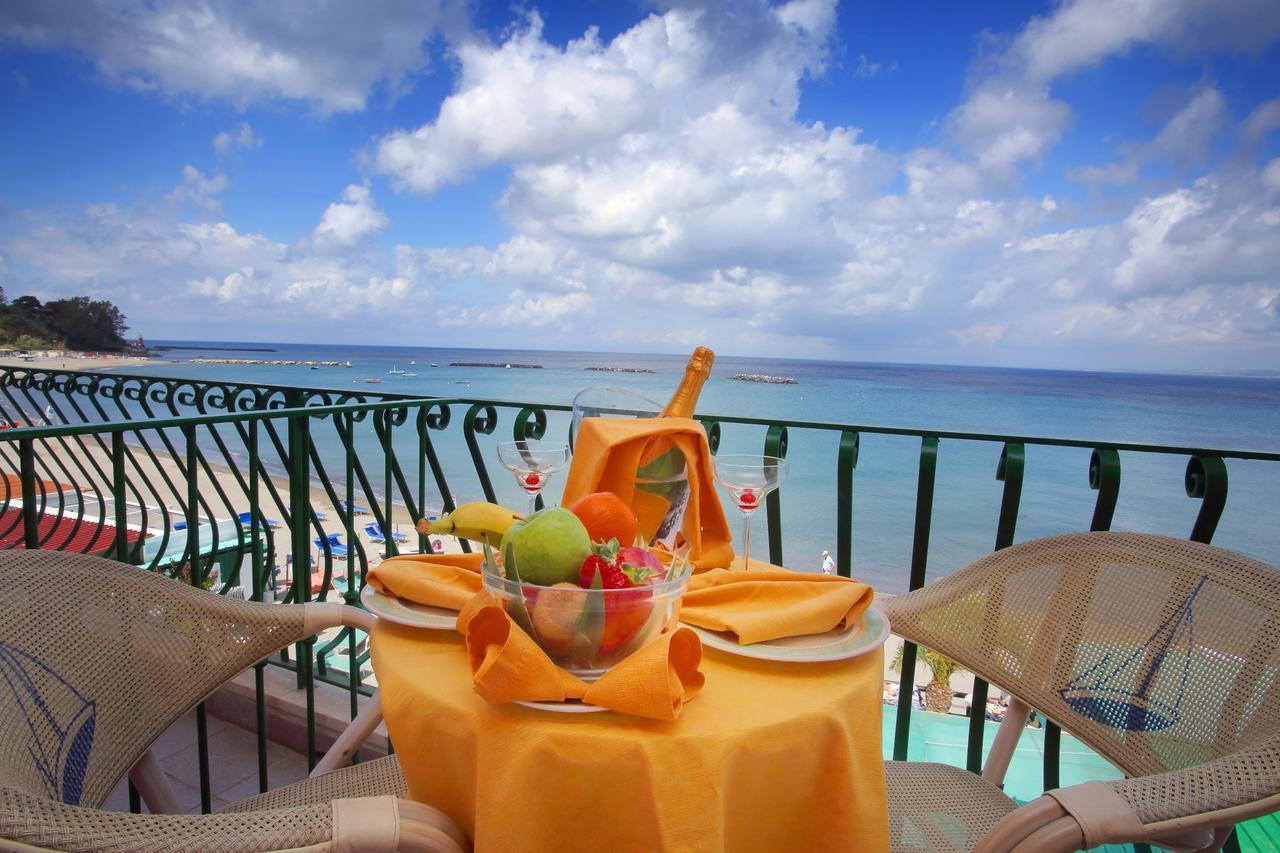 Hotel Solemare Beach & Beauty Spa Ischia Buitenkant foto
