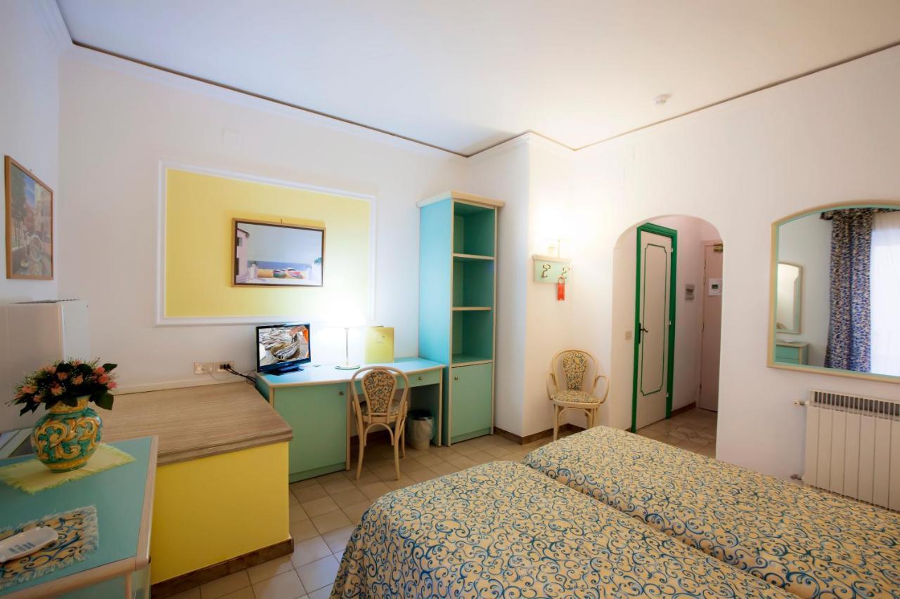 Hotel Solemare Beach & Beauty Spa Ischia Buitenkant foto